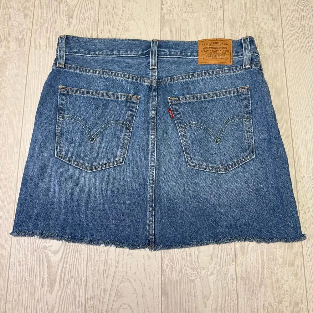 Levis elevate your